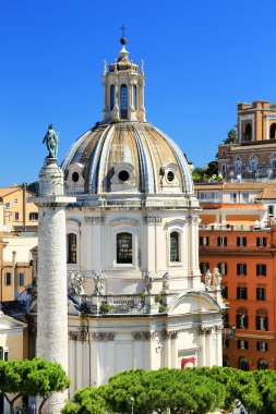 Trajan sütunu ve santa maria di loreto Kilisesi, Roma