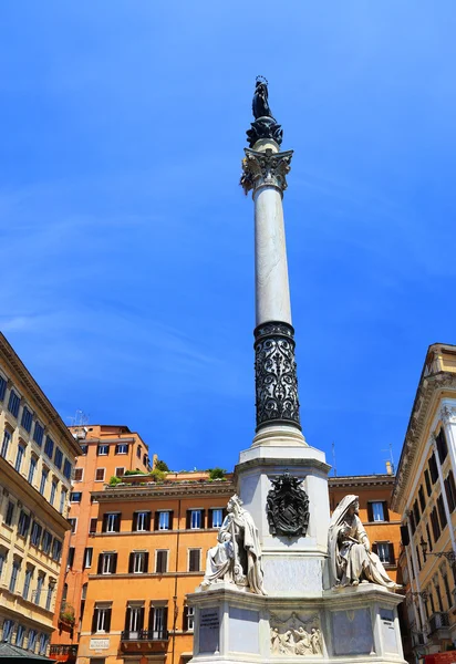 Columna inmaculada en la Plaza Mignanelli, Roma — Foto de Stock