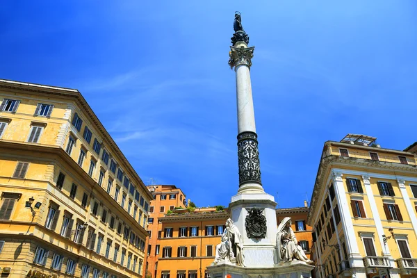 Columna inmaculada en la Plaza Mignanelli, Roma —  Fotos de Stock