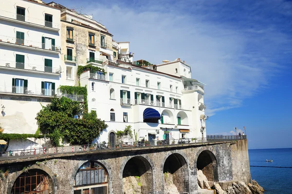 Amalfi resort, Středozemní moře, Itálie, Evropa — Stock fotografie