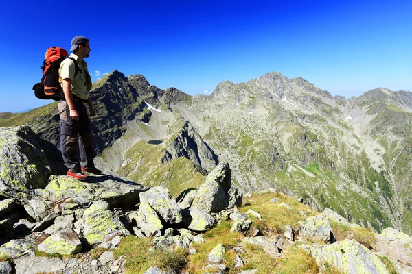 Alpine trekking in the Transylvanian Alps, Romania, Europe — Stock Photo, Image