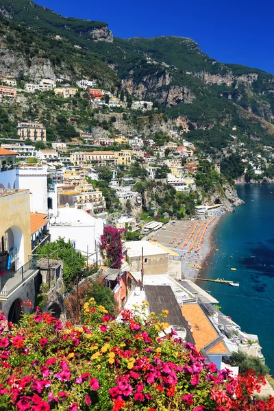 Positano Resort en la costa de Amalfi, Italia, Europa —  Fotos de Stock