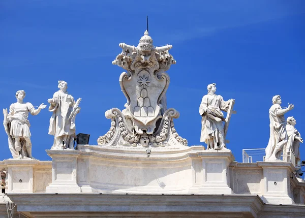 Detalle arquitectónico de la Plaza de San Pietro, Roma —  Fotos de Stock