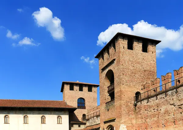 Middeleeuwse castel vecchio in verona — Stockfoto