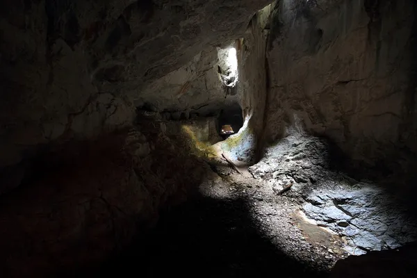 Occidental Carpathians, Radesei Cave, Romania — Stock Photo, Image