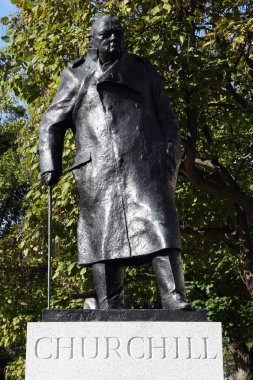 heykeli winston churchill Parlamento Meydanı'nda