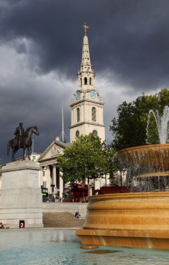Londra 'daki Trafalgar Meydanı
