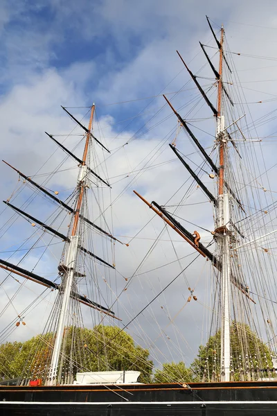 Kapal wisata di Thames — Stok Foto