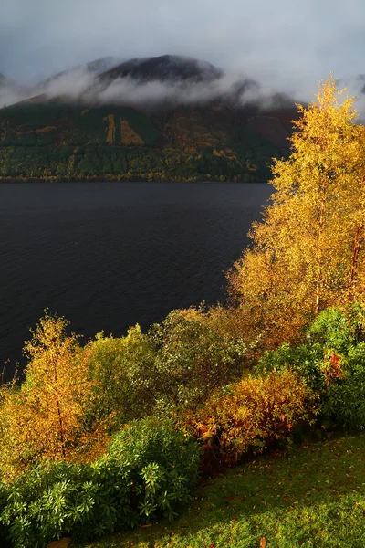 Couleurs d'automne dans les Highlands — Photo