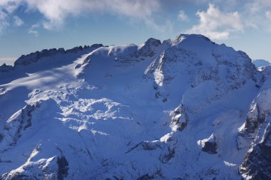 Kış dağ manzarası