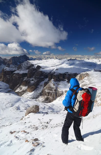 Zimowe trekking alpejskie — Zdjęcie stockowe