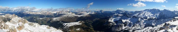 高山の冬の景色 — ストック写真