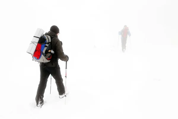 Winter trekking in the mountains — Stock Photo, Image