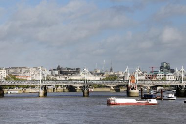 Londra ve Thames şehir