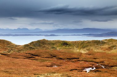lough ile sonbahar Dağları