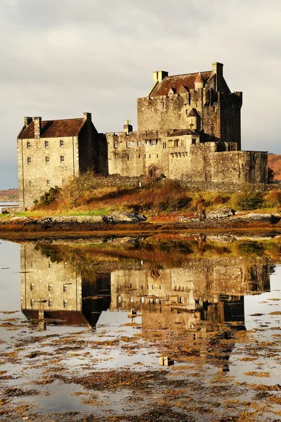 Замок Eilean Donan — стокове фото