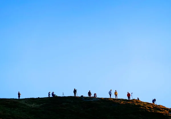 Groep Fotografen Maakt Foto Bij Zonsondergang Dolomieten Passo Giau Italië — Stockfoto