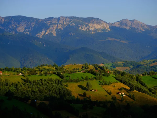 Αλπικό Τοπίο Των Βουνών Bucegi Ρουμανία Ευρώπη — Φωτογραφία Αρχείου