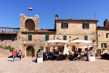 Monteriggioni, Siena, İtalya, Avrupa 'nın ortaçağ köyünün mimarisi