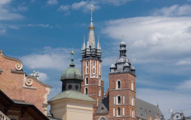 Gothic church St. Marys Basilica on the Old Centre of Krakow, Rynek Glowny. Poland old architecture elements.