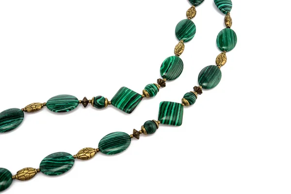 Malachite Emerald chain with green jewels line — Stock Photo, Image