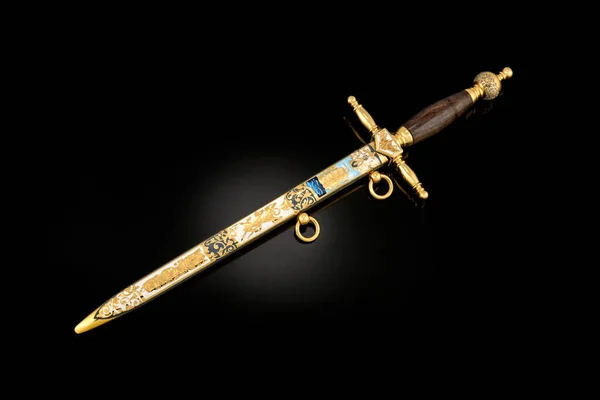 Σουβενίρ Συλλεκτικό Ασημένιο Μαχαίρι Χρυσό Μαχαίρι Θηκάρι Μεταλλική Χάραξη Μαύρο — Φωτογραφία Αρχείου