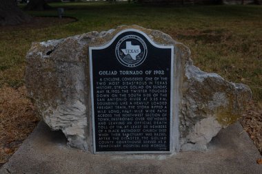 Goliad, Teksas, ABD - 3 Eylül 2020: Hatıra plaketi, 1902 Kasırgası