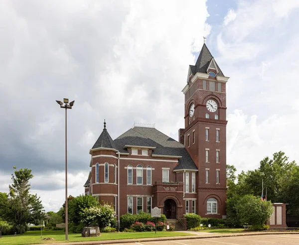 アーカンソー州アーカンサ市2021年6月28日歴史的クラーク郡庁舎 — ストック写真