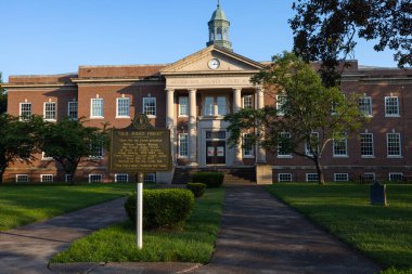 Paducah, Kentucky, ABD - 24 Ağustos 2021 McCracken İlçe Adliyesi.