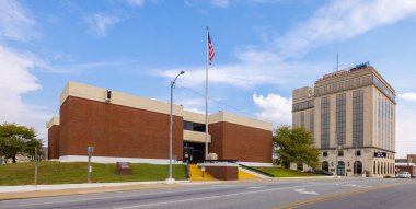 Harrisburg, Illinois, ABD - 1 Ekim 2021: Saline County Adliyesi