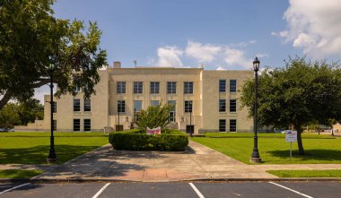 Anahuac, Teksas, ABD - 19 Eylül 2021: Chambers County Adliyesi