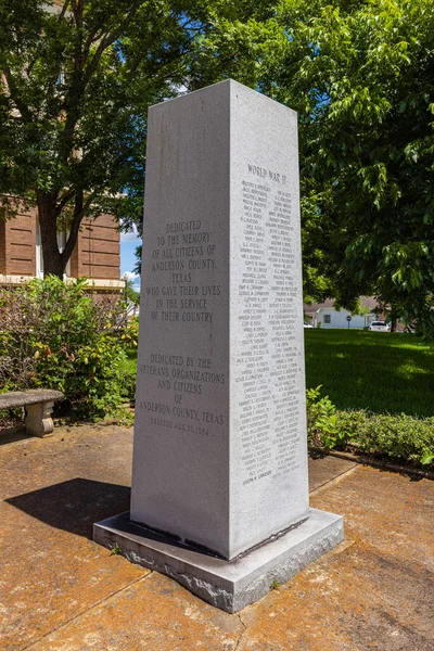 Filistin, Teksas, ABD - 30 Haziran 2021: Anderson Adliyesinde Savaş Anıtı
