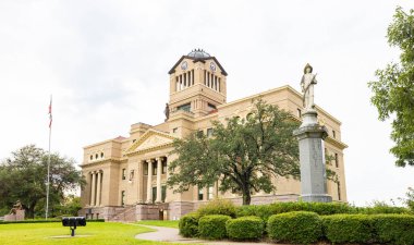 Corsicana, Teksas, ABD - 17 Ağustos 2021: Navarro İlçe Mahkemesi