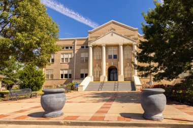 Coldspring, Teksas, ABD - 17 Ekim 2021: The San Jacinto County Adliyesi
