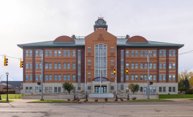 St. Johns, Michigan, ABD - 24 Ekim 2021: Clinton Adliyesi