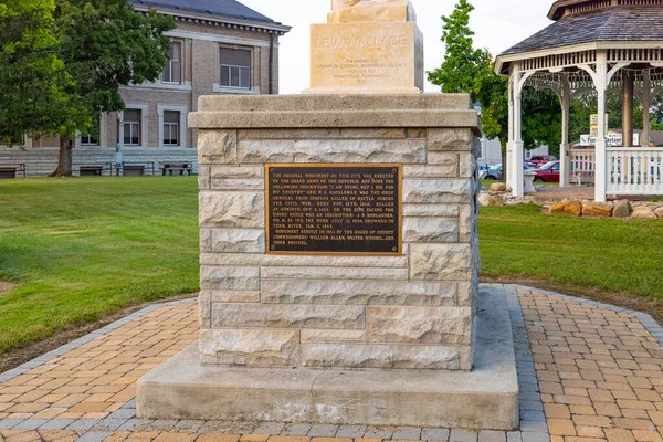 Brookville Indiana Usa August 2021 Plaque Tells History War Monument — стоковое фото