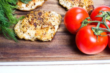 taze sebze ile ızgara tavuk göğsü