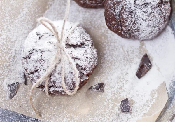 Fresh powdered chocolate cookies — Stock Photo, Image