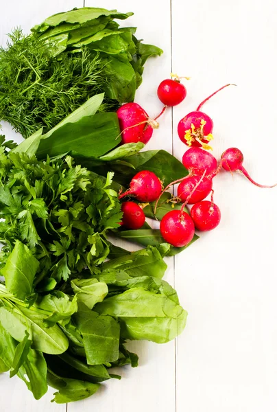 Zdravé bio haldy čerstvé směsi zeleniny — Stock fotografie