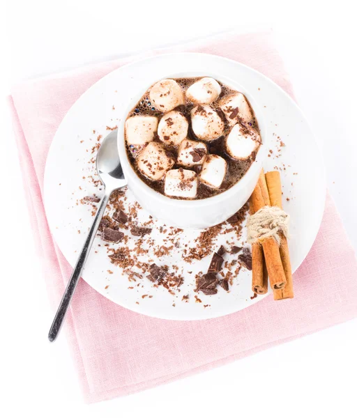 Forró sötét csokoládé mini marshmallow és egy darabka fahéj — Stock Fotó