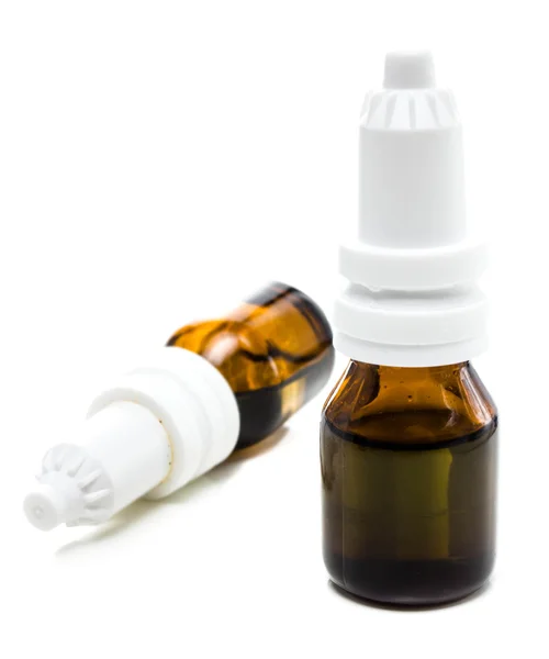 Flaconi di pillola medica con liquido medicinale naturopatico — Foto Stock