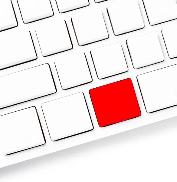 Комп'ютерна клавіатура з кольоровими порожніми клавішами для вашої власної ідеї . — стокове фото