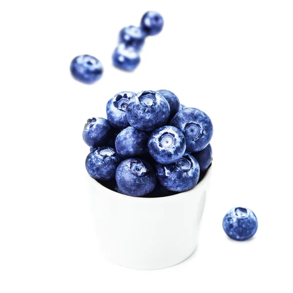 Fresh bilberries in a bowl — Stock Photo, Image
