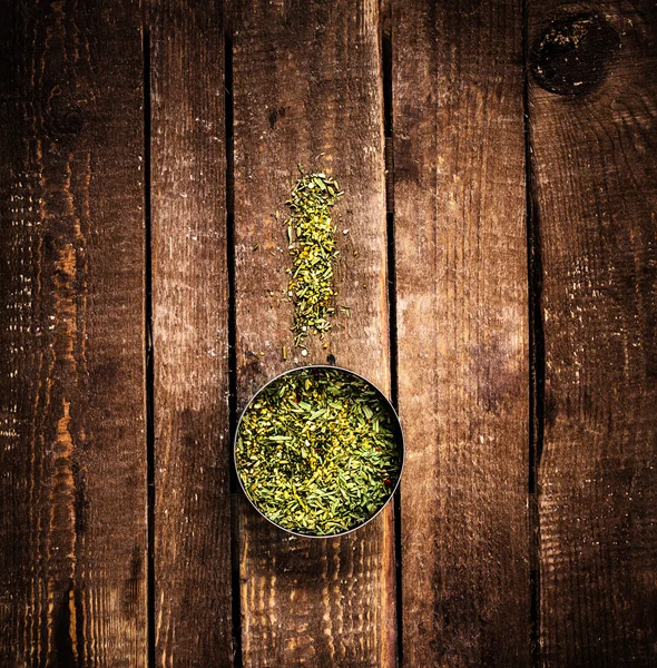 çeşitli baharatlar