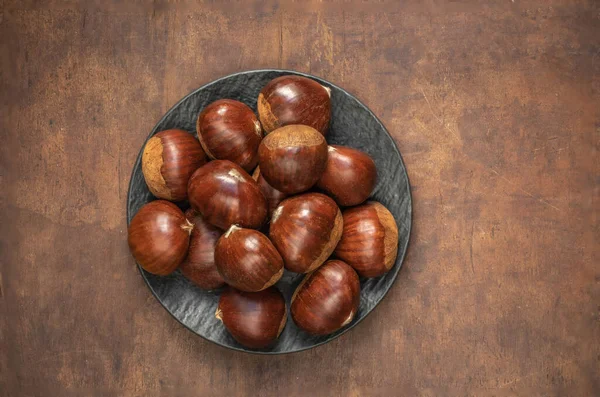 Castagne Una Vecchia Lavagna Con Spazio Copiare Autunno Vena Ippocastani — Foto Stock