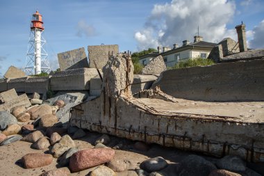 büyük külçe deniz terk
