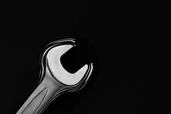 Сталеві Ключі Чорному Тлі Красива Фотографія Плаката Автомайстерні Або Квартирі — стокове фото