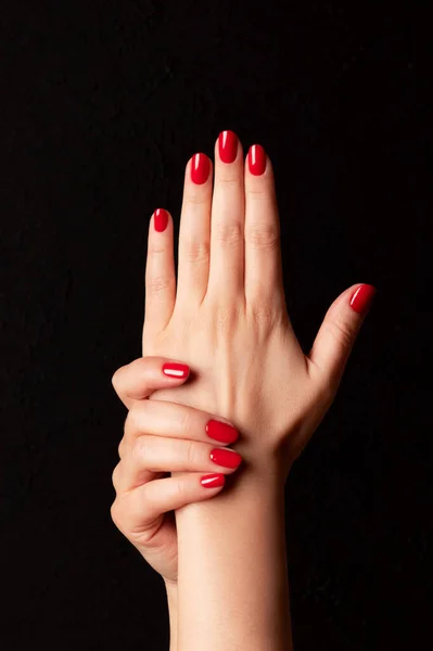Female Hands Beautiful Manicure Red Nails Dark Black Background Nail — Stock Photo, Image