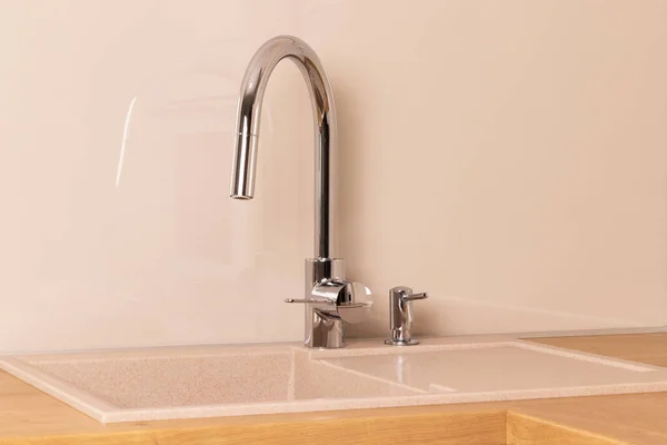 Chrome Faucet Built Dishwashing Liquid Soap Dispenser Modern Kitchen Granite — стоковое фото