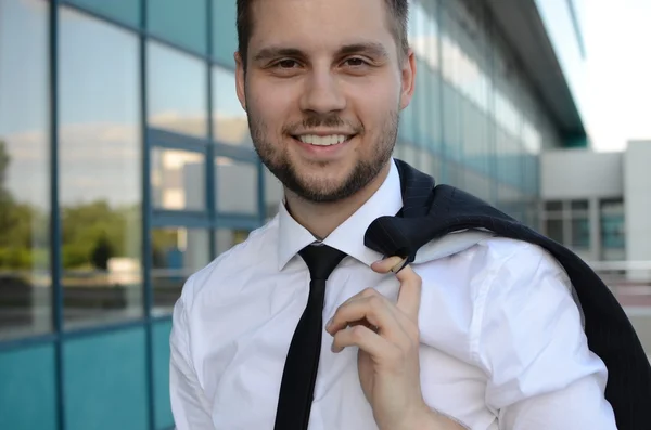 Young businessman outdoors — Stock Photo, Image